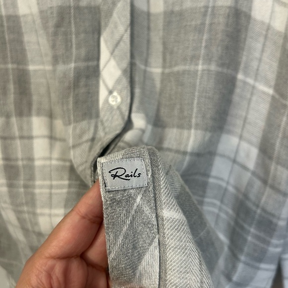 Rails Grey and White Plaid Hunter Button Down Shirt Flannel size small preppy - Picture 6 of 12
